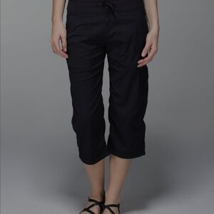 Lululemon Dance Studio Crop Size 10